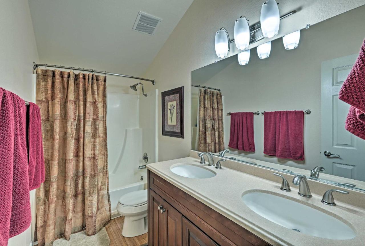 Flagstaff Townhome With Deck Easy Access Downtown! ภายนอก รูปภาพ
